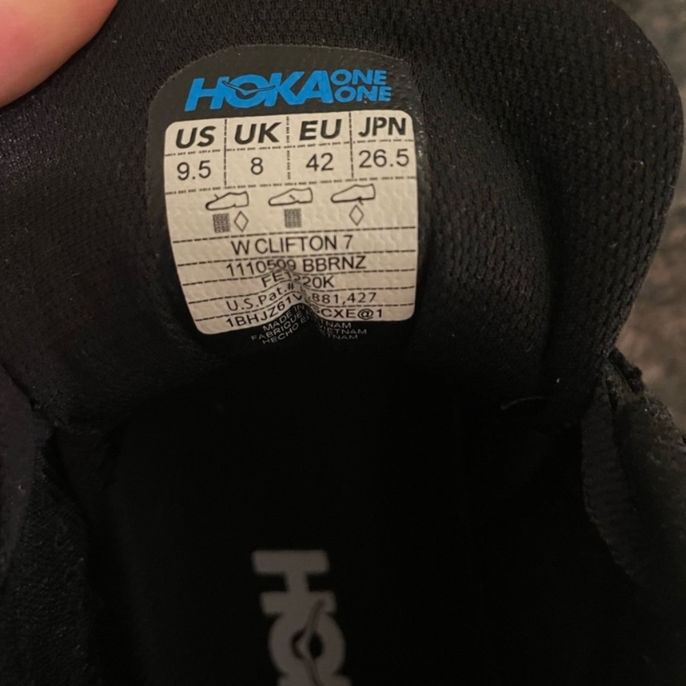 Hola Clifton 7 - women’s size 9.5 USED